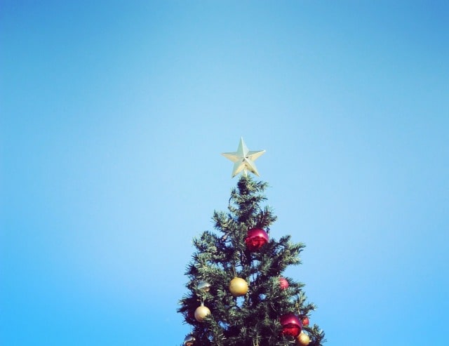 クリスマスツリーはいつ片付ける?