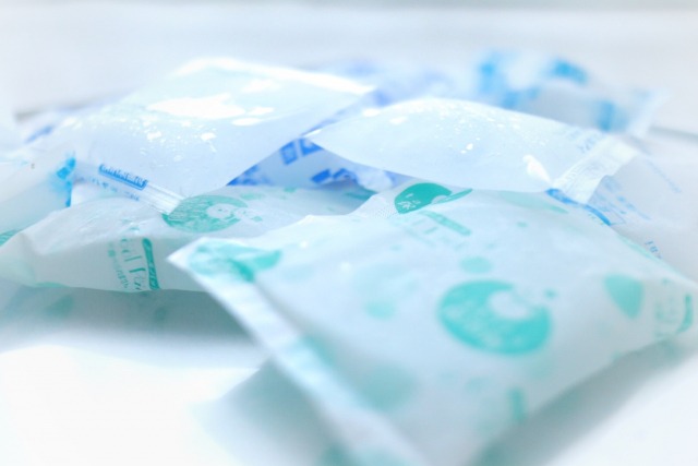 お弁当の保冷剤は何個いれる?