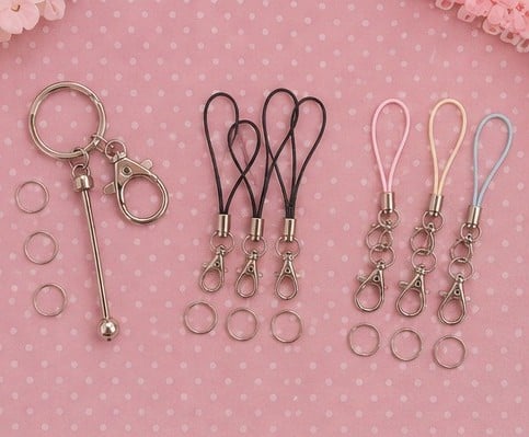セリア ハンドメイド キーホルダーパーツ